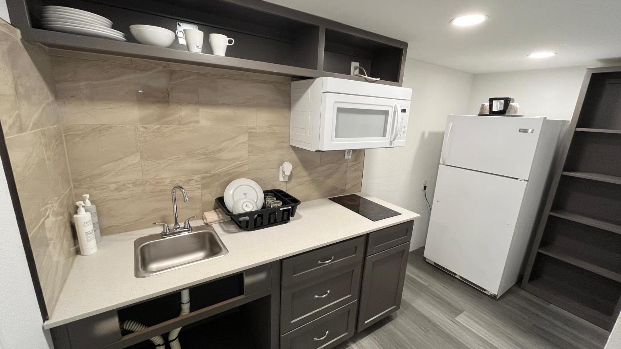 Town Place Studio Apartment Snyder Eksteriør bilde